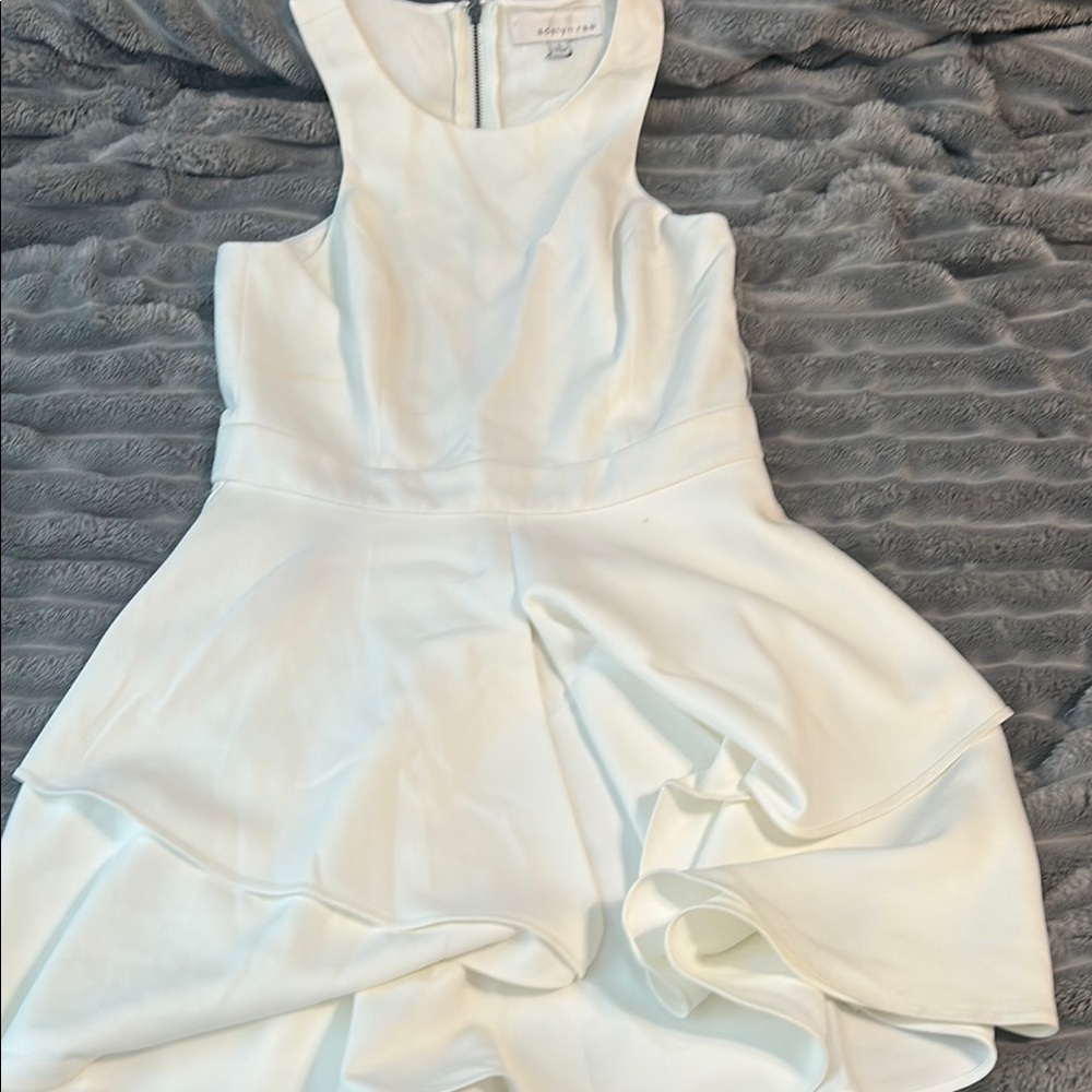 ADELYN RAE Chic White Sleeveless Dress